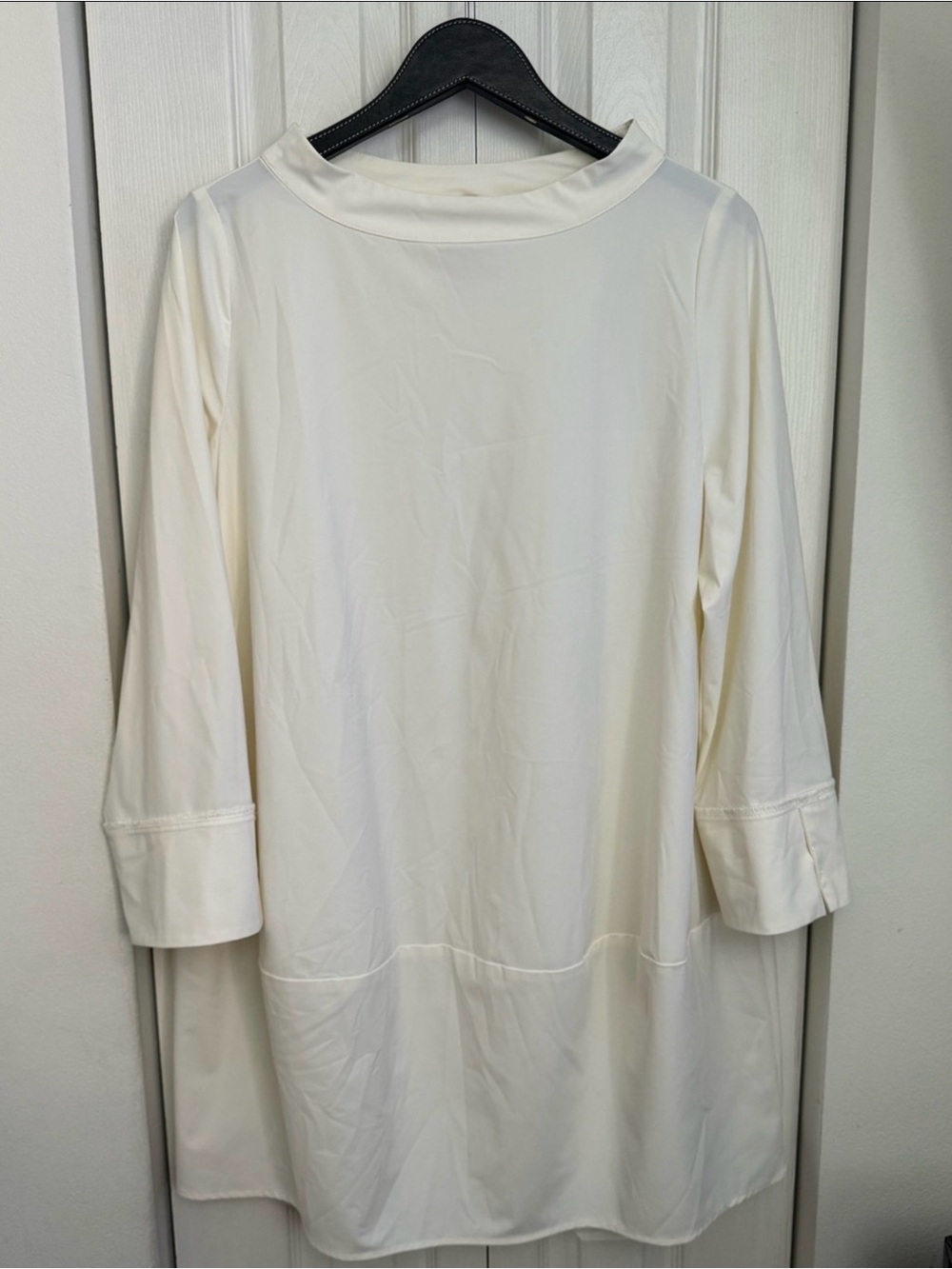 Women’s White Shift Dress - Casual Elegance